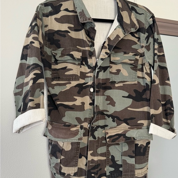 Camo Jacket - Picture 5 of 9